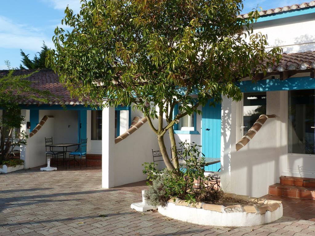 L'Auberge Camarguaise Saintes-Maries-de-la-Mer Buitenkant foto